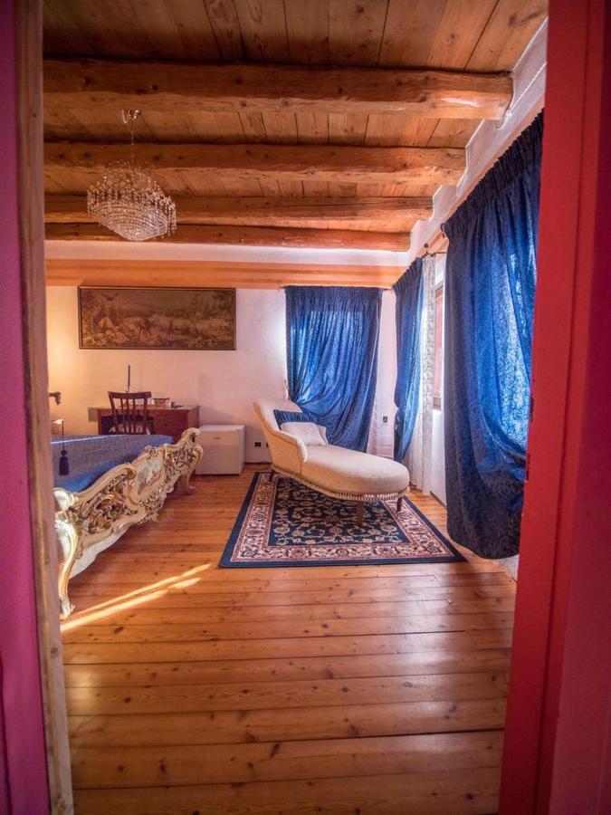 Antica Villa Sophie Sant'Antonio Tortal Bagian luar foto